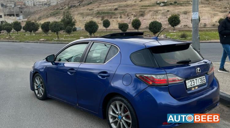 Lexus CT200 2012