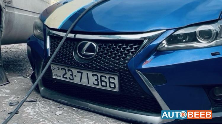 Lexus CT200 2012