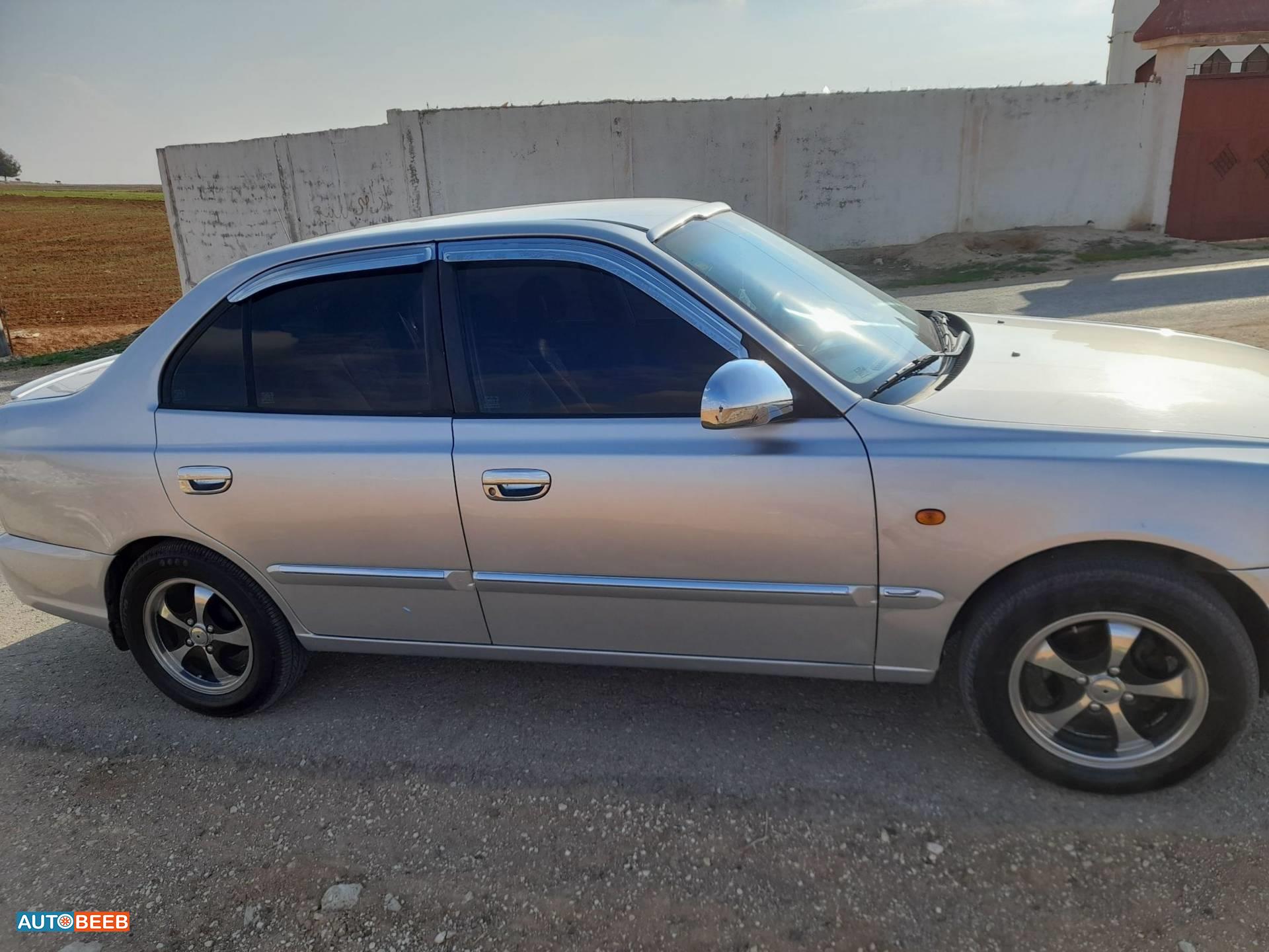 هيونداي فيرنا 2001