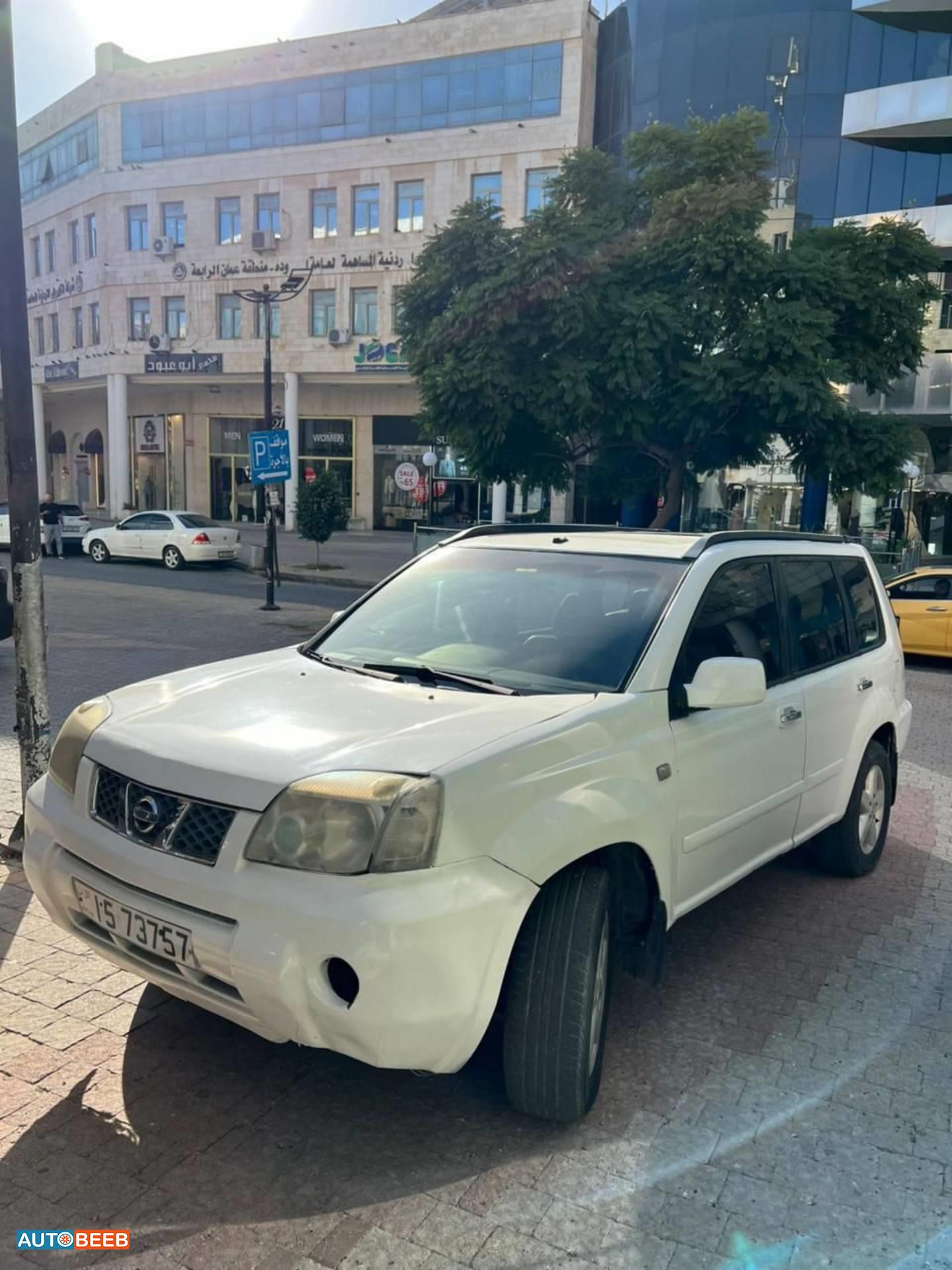 نيسان X-تيرا 2004