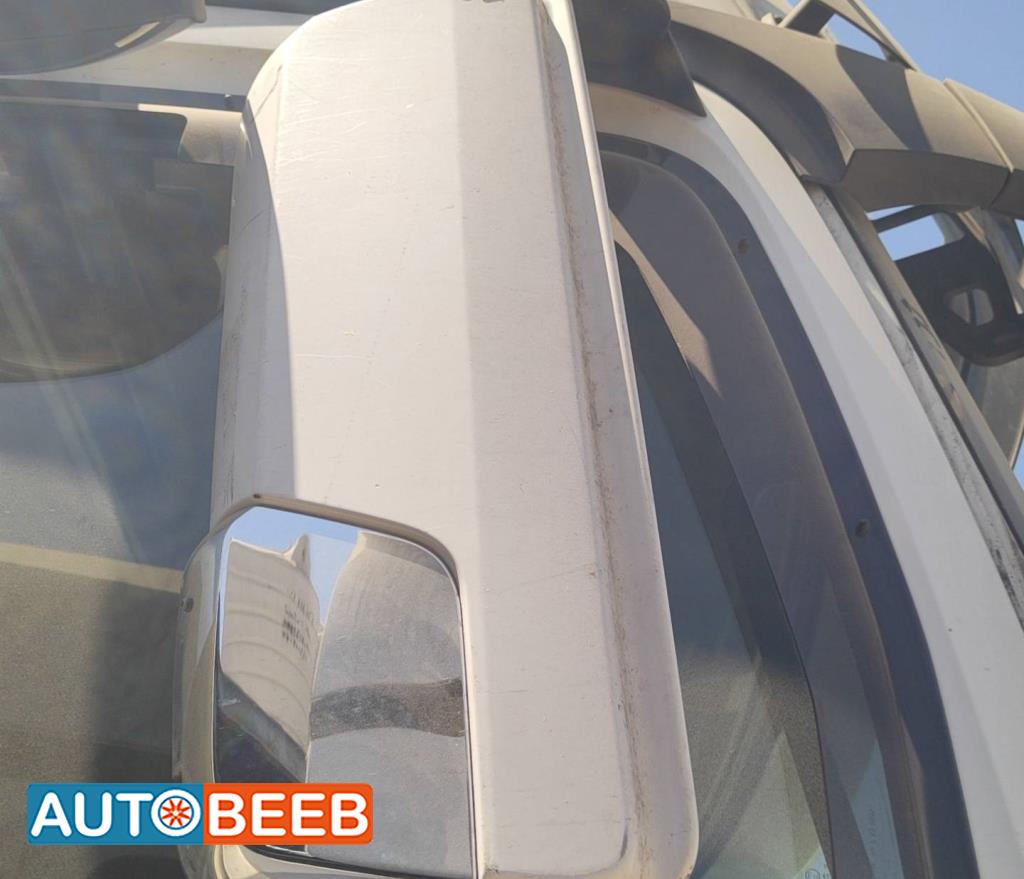 مرآة جانبية يمين مرسيدس mb4 2015