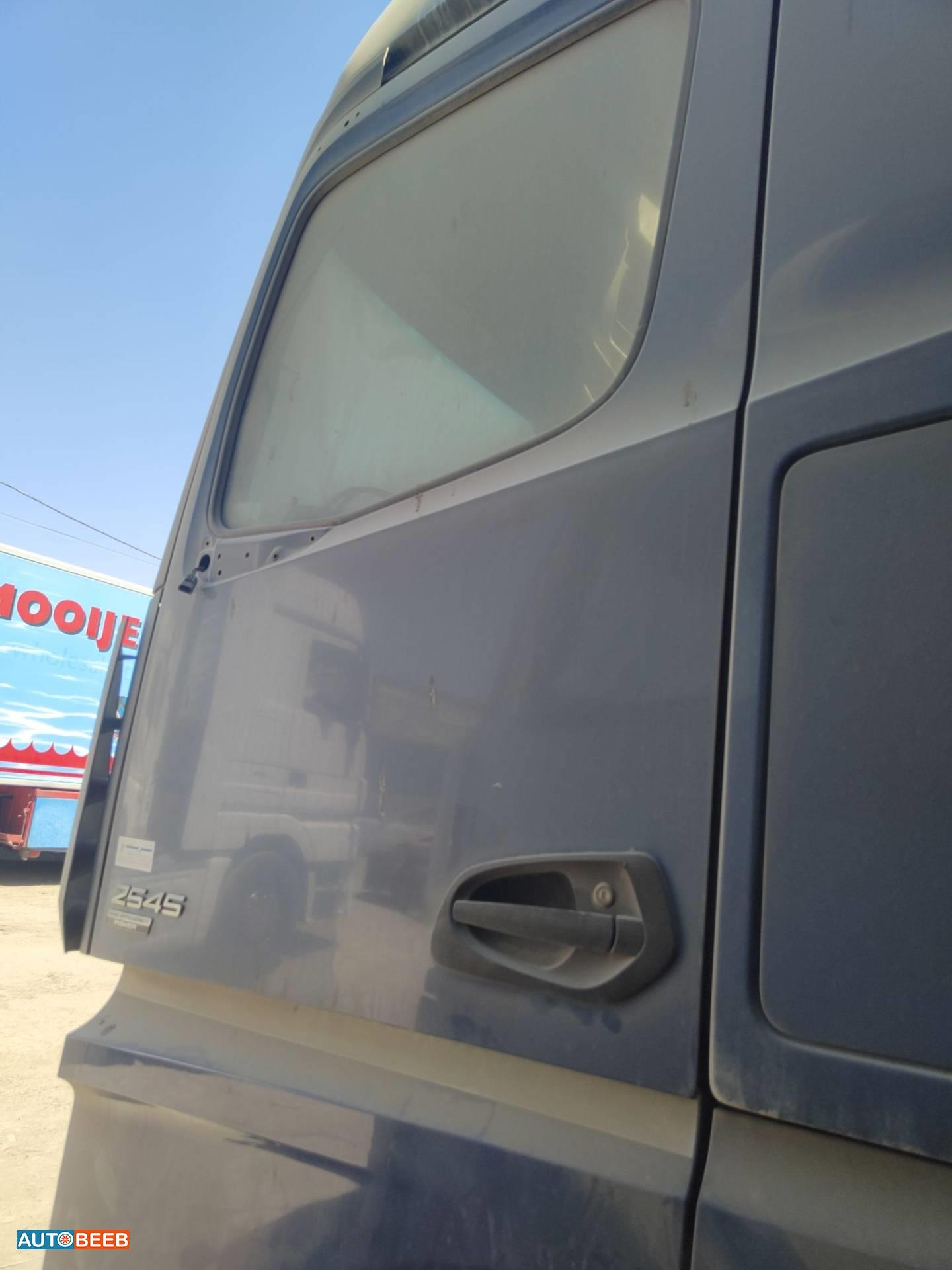 باب شمال مرسيدس mb4 سنجل 2013