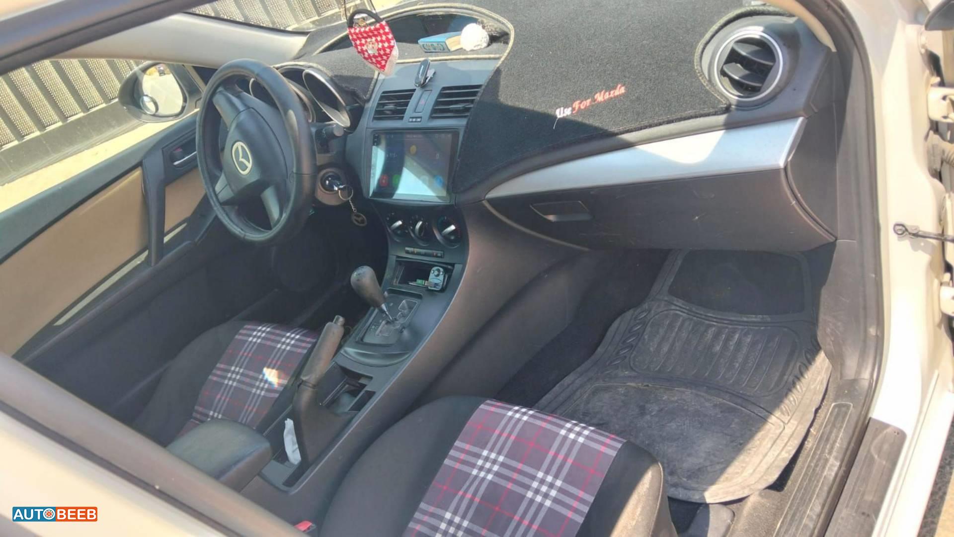 Mazda 3 2012