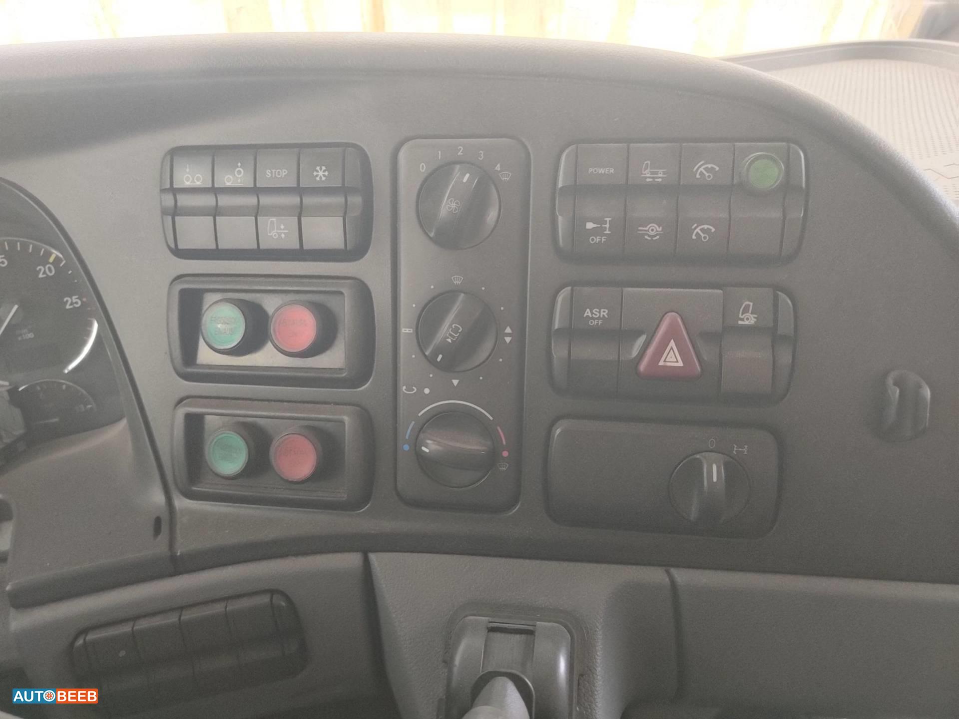  Cabin Parts Mercedes Benz 