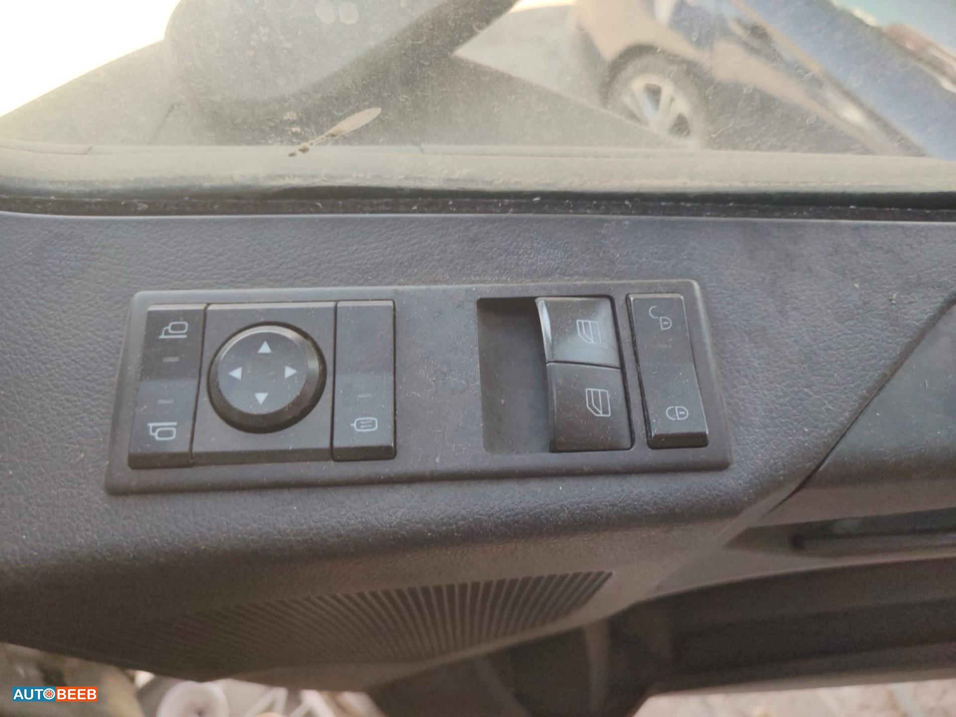  Cabin Parts Mercedes Benz 