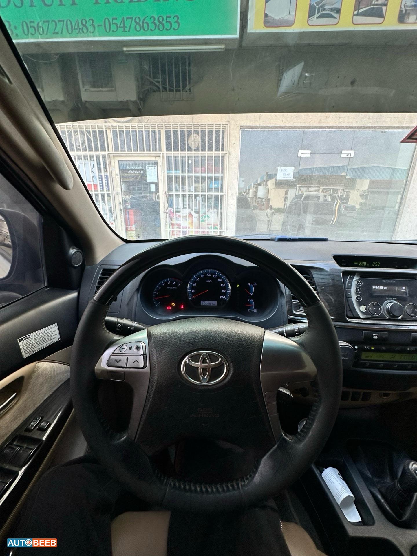 Toyota Fortuner 2014