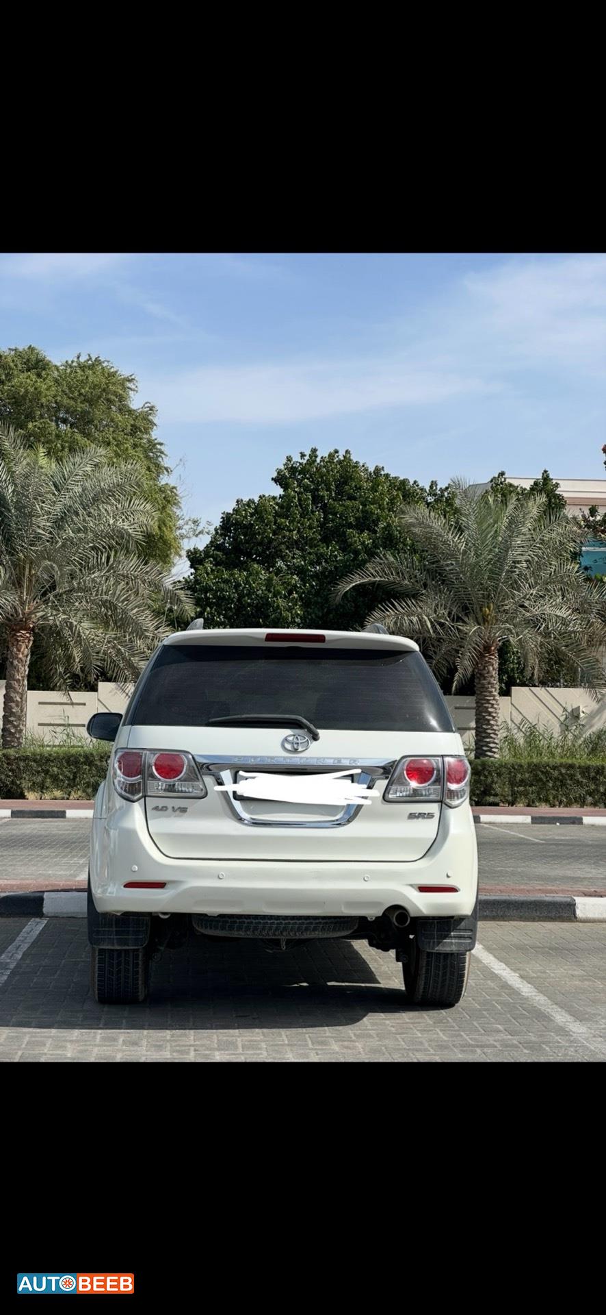 Toyota Fortuner 2014