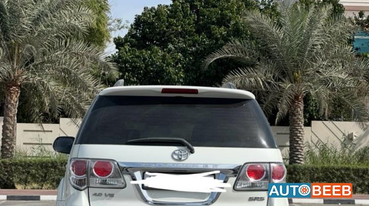Toyota Fortuner 2014