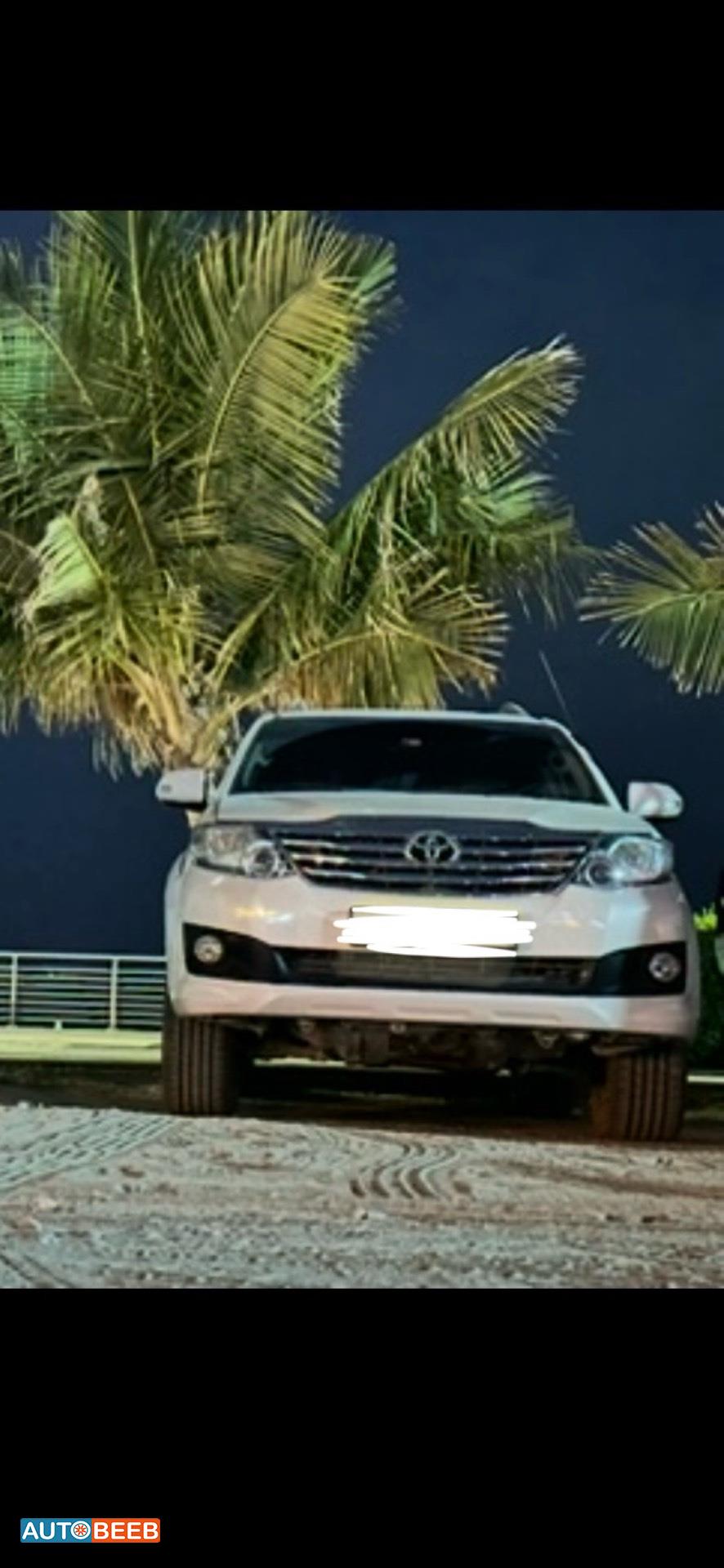 Toyota Fortuner 2014