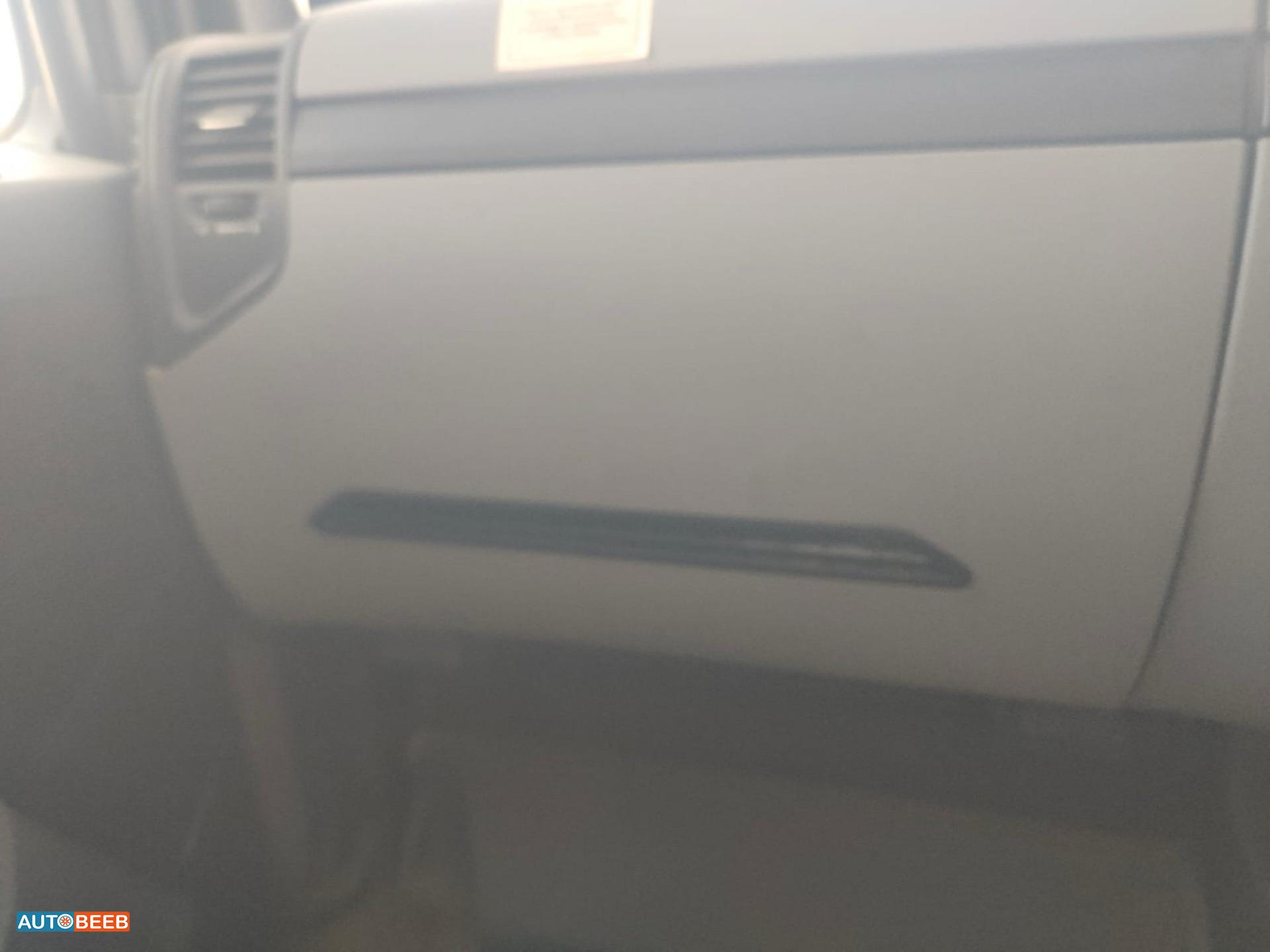  Cabin Parts Mercedes Benz 