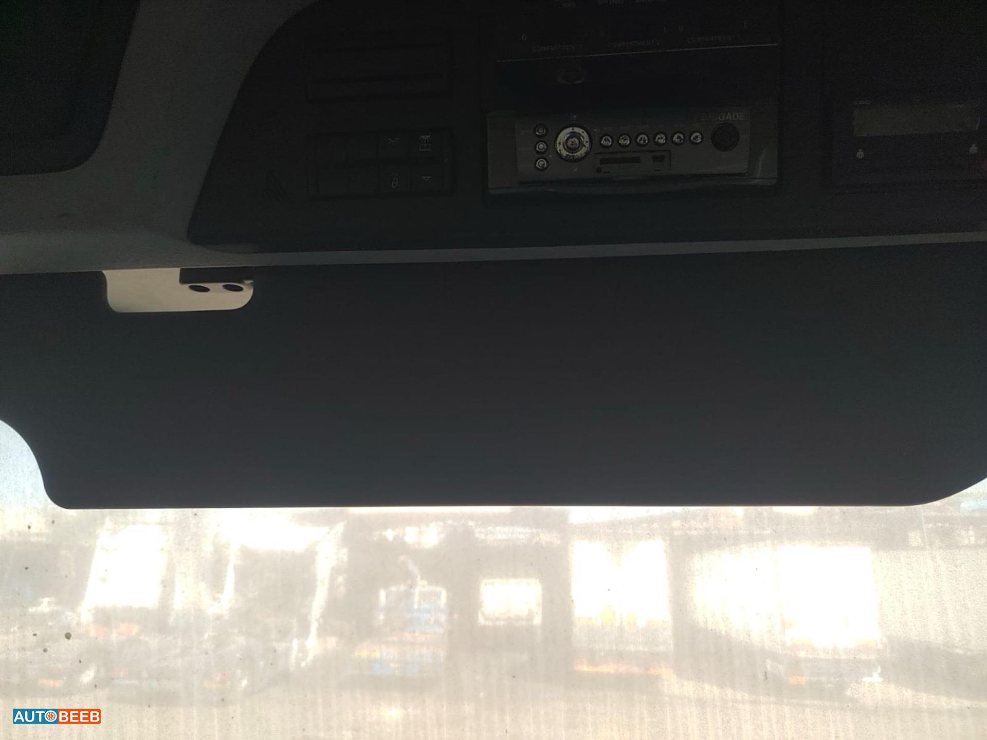  Cabin Parts Mercedes Benz 