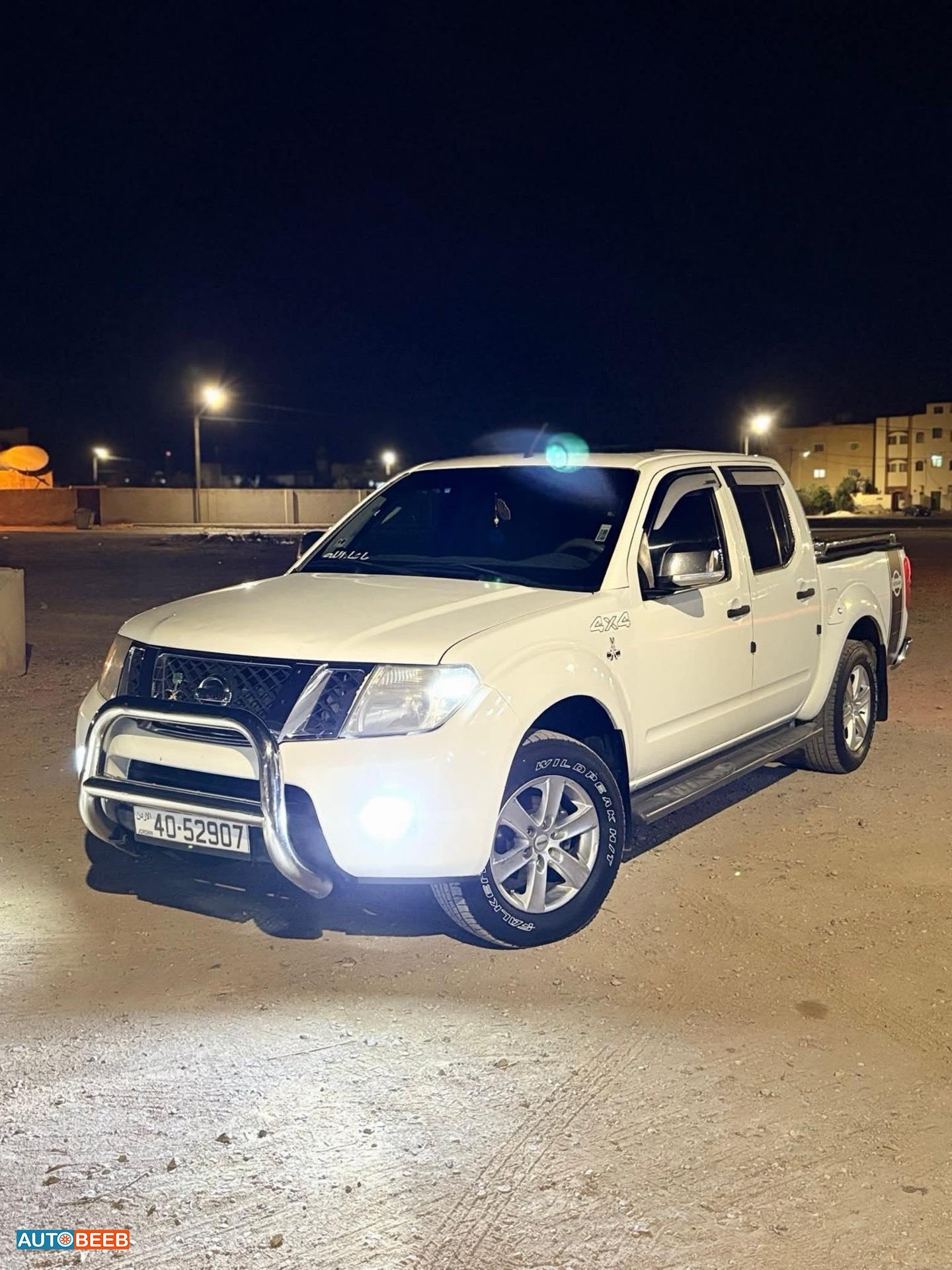 نيسان نافارا 2012