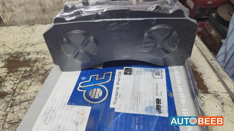  Mechanics  Mercedes Benz 