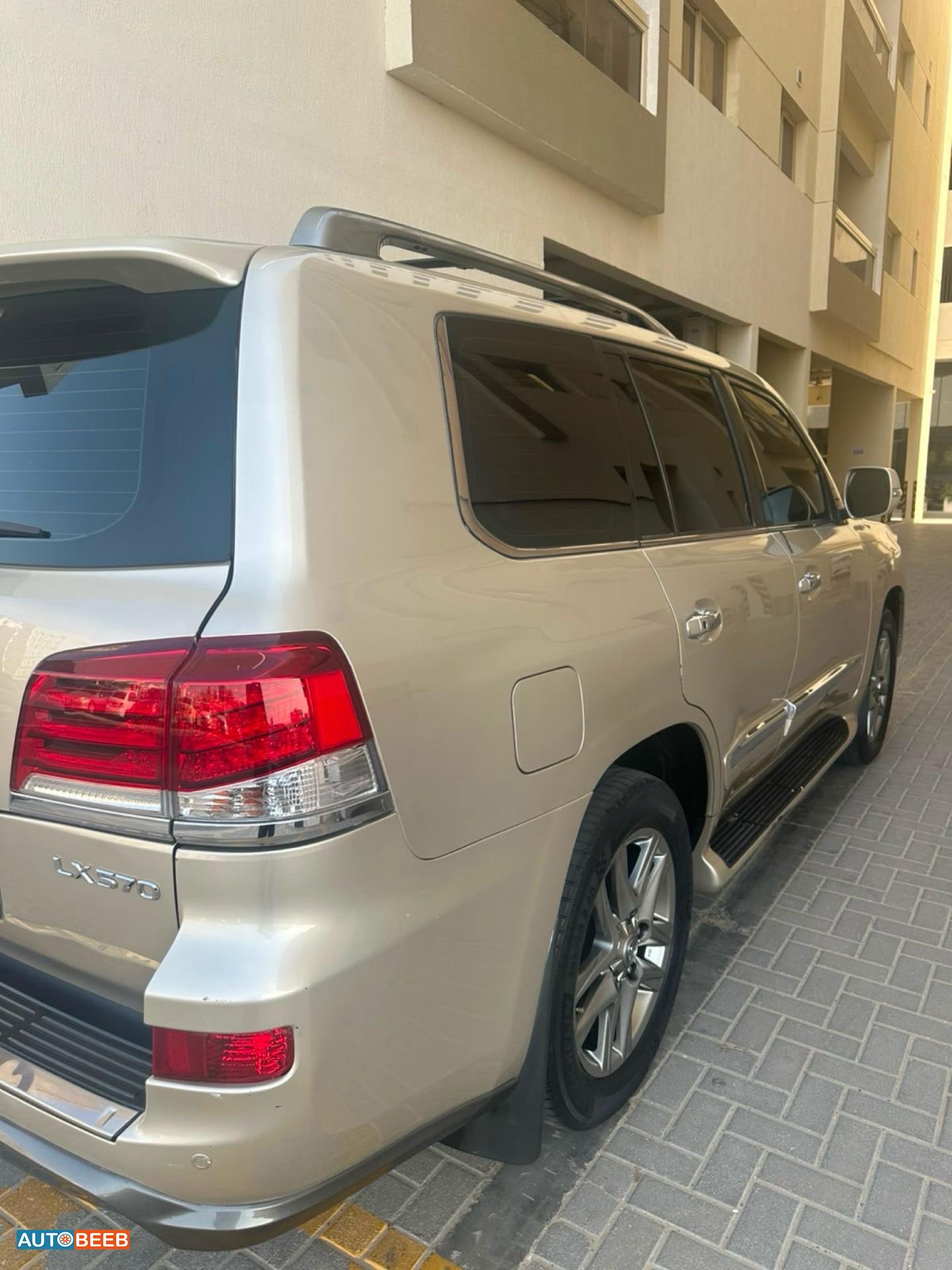 Lexus LX570 2013