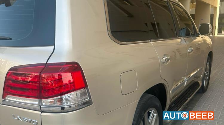 Lexus LX570 2013