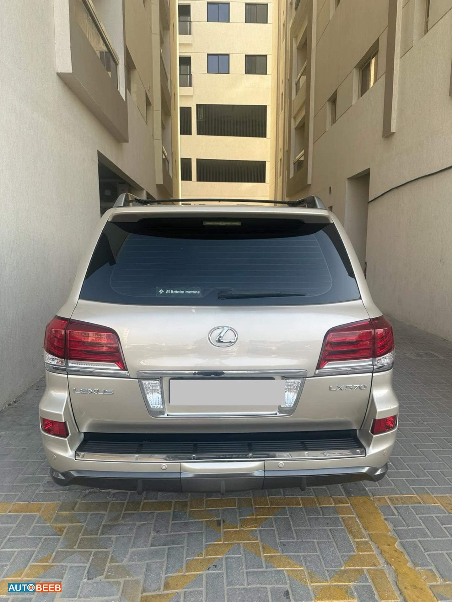 Lexus LX570 2013