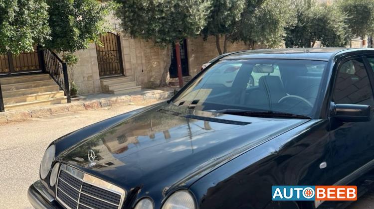 مرسيدس بنز E200 2004