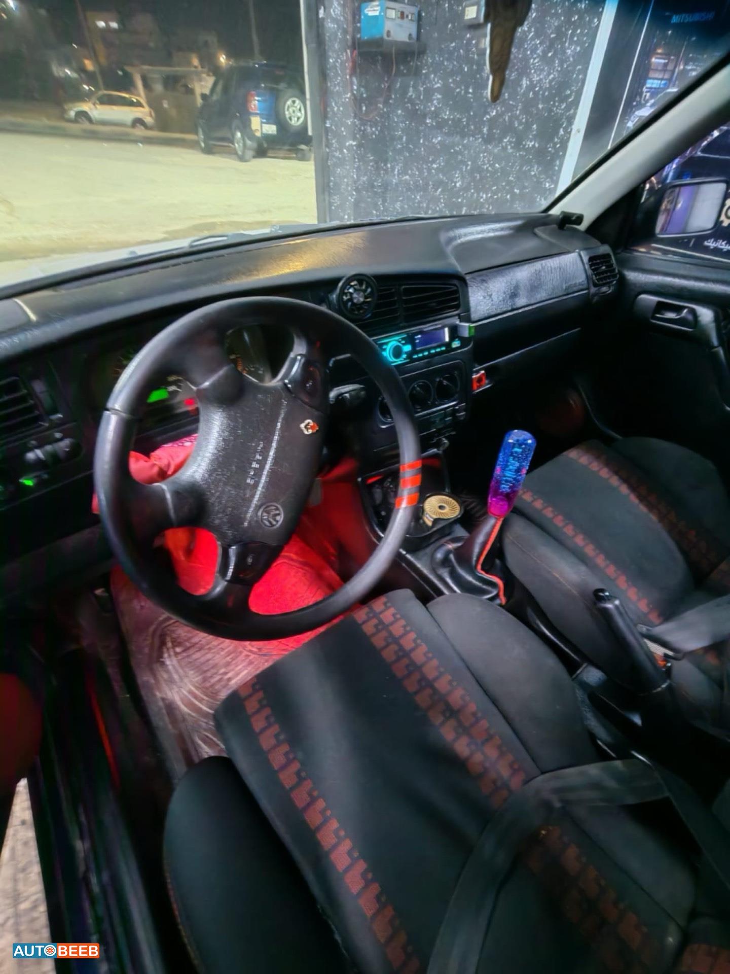 فولكس فاجن جولف GTI 1998