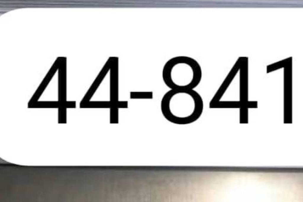 44-8413