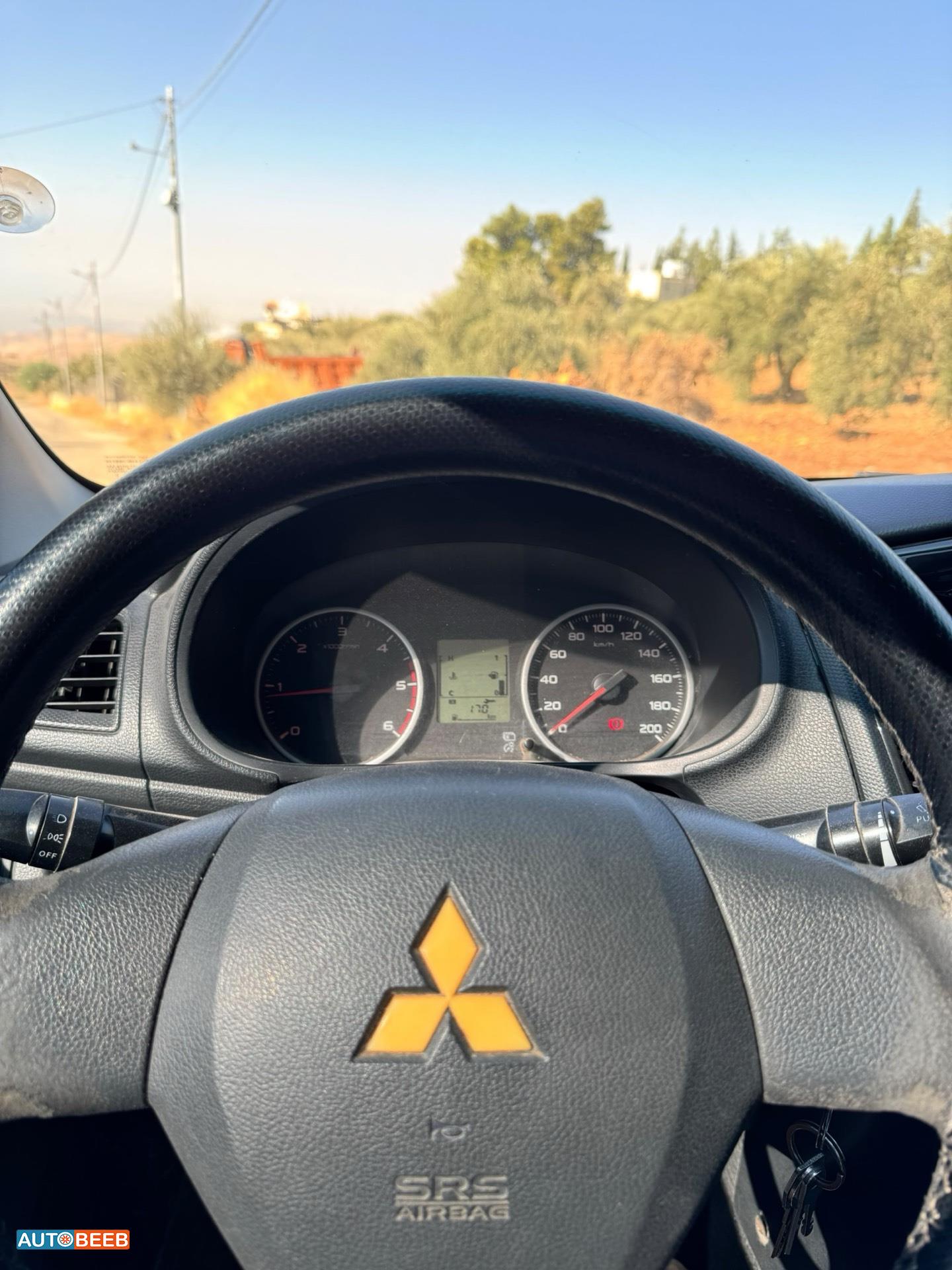 Mitsubishi L200 2016