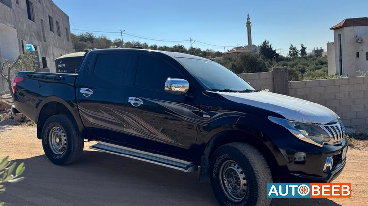 Mitsubishi L200 2016