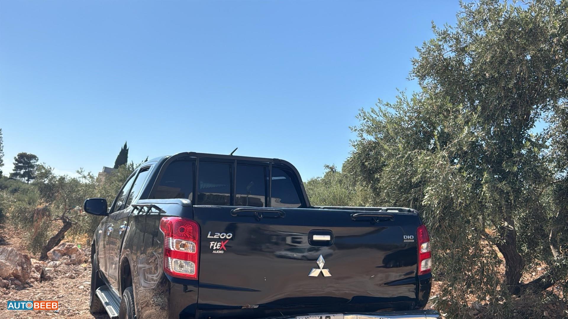 Mitsubishi L200 2016