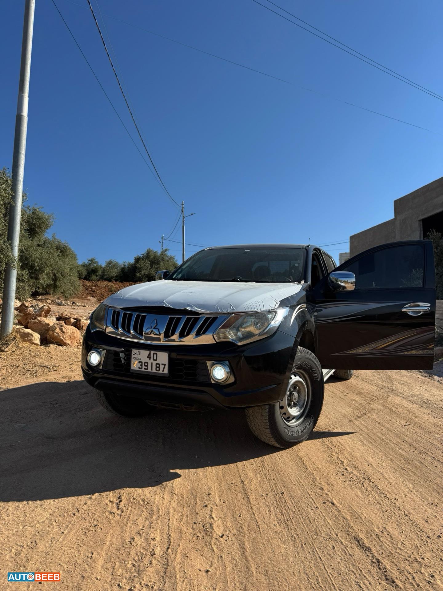 Mitsubishi L200 2016