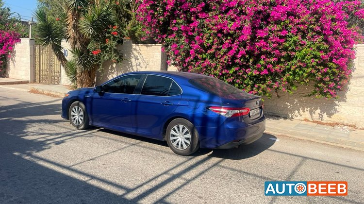Toyota Camry 2018