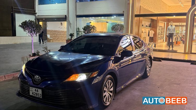 Toyota Camry 2018