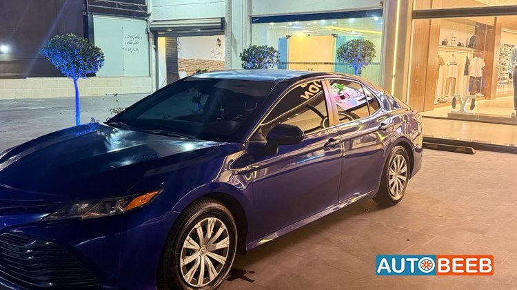 Toyota Camry 2018