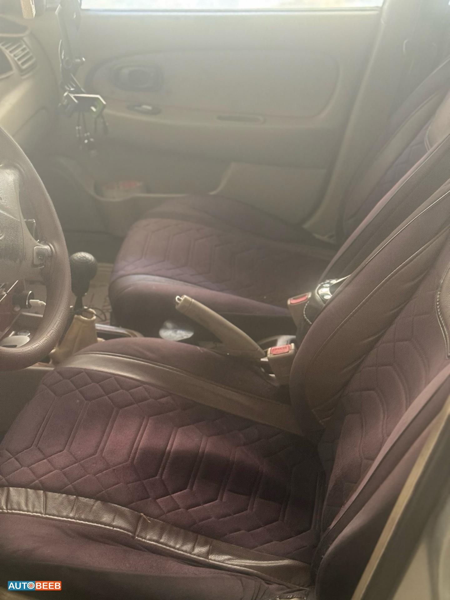KIA Spectra 2004