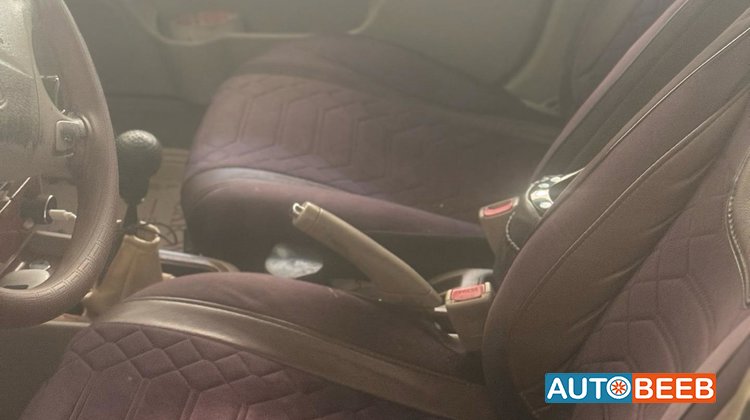 KIA Spectra 2004