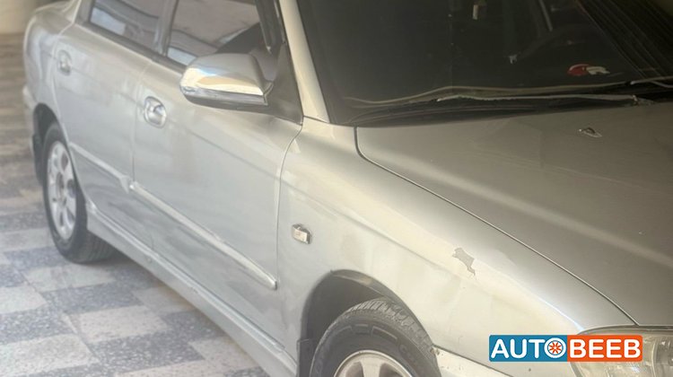 KIA Spectra 2004
