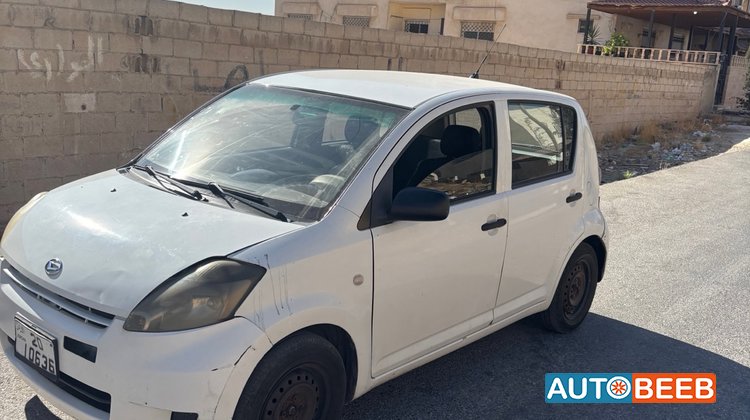 Daihatsu Sirion 2012