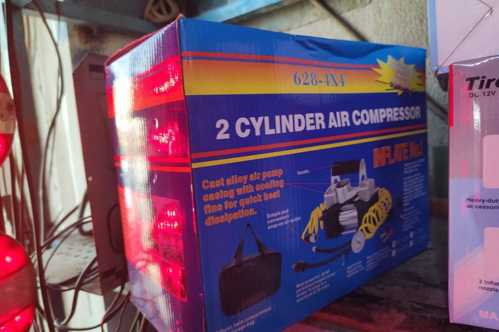  Tyre Air Pump  