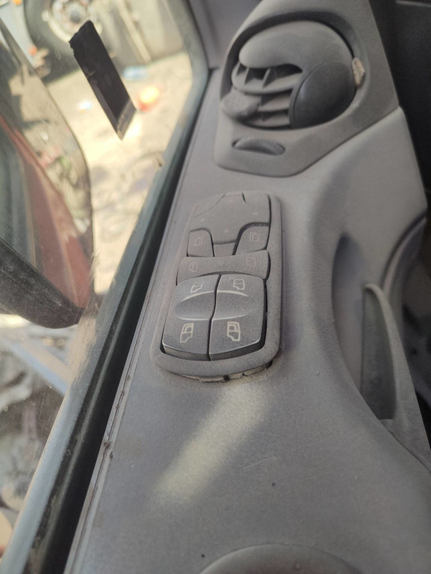 Cabin Parts Mercedes Benz