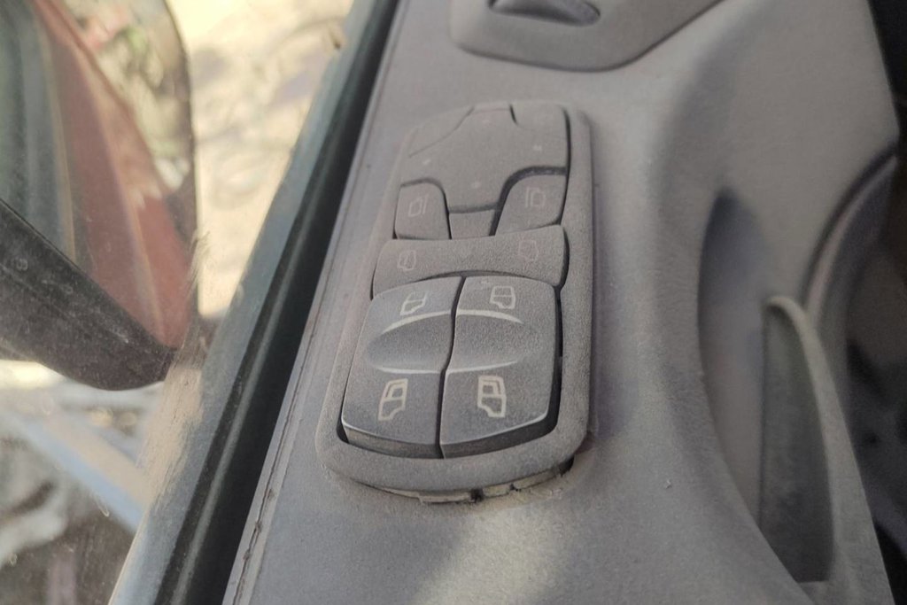 Cabin Parts Mercedes Benz