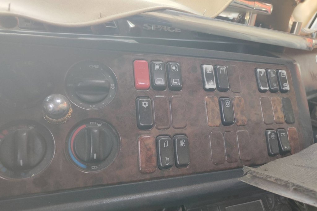 Cabin Parts Mercedes Benz