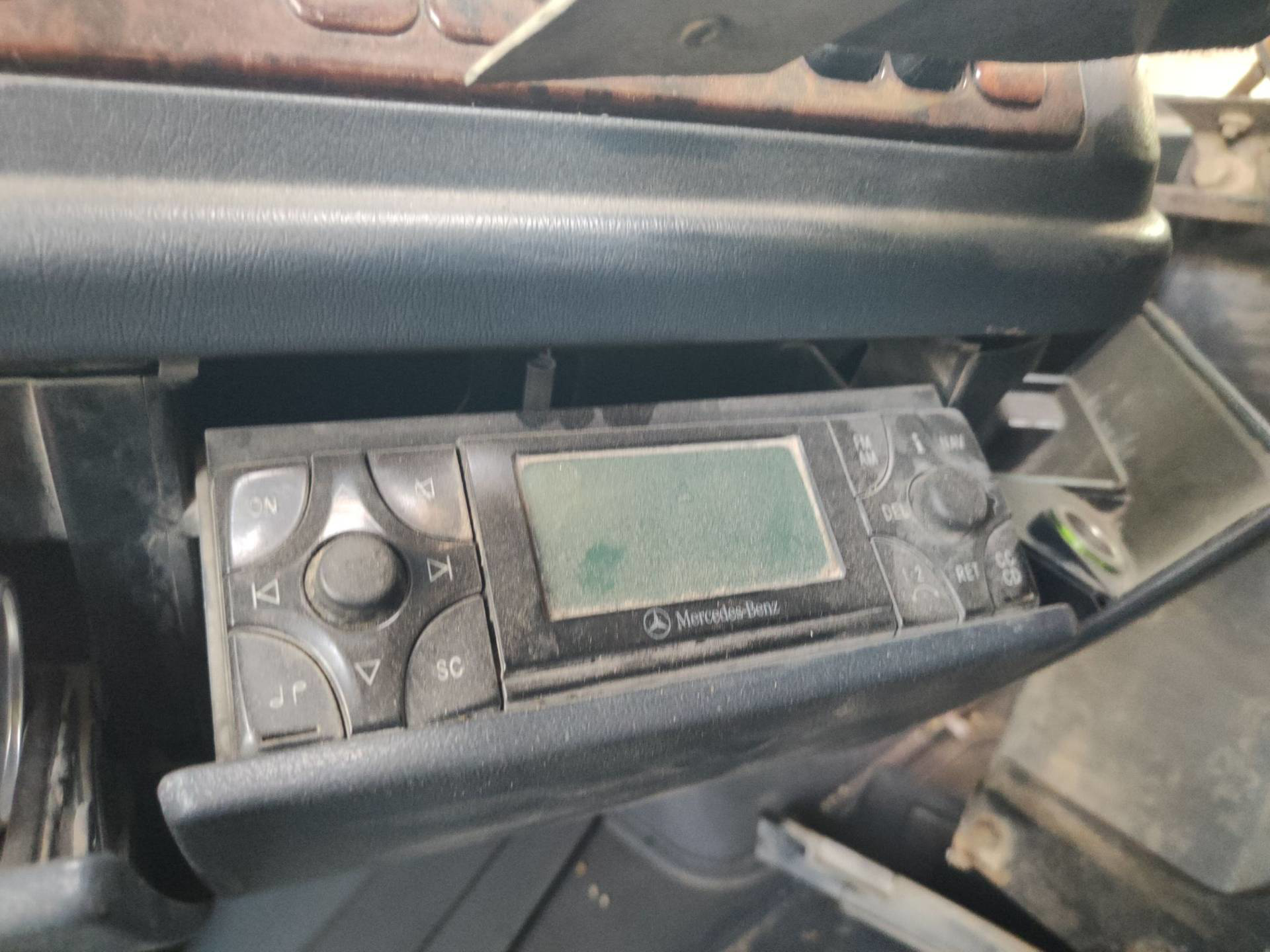 Cabin Parts Mercedes Benz