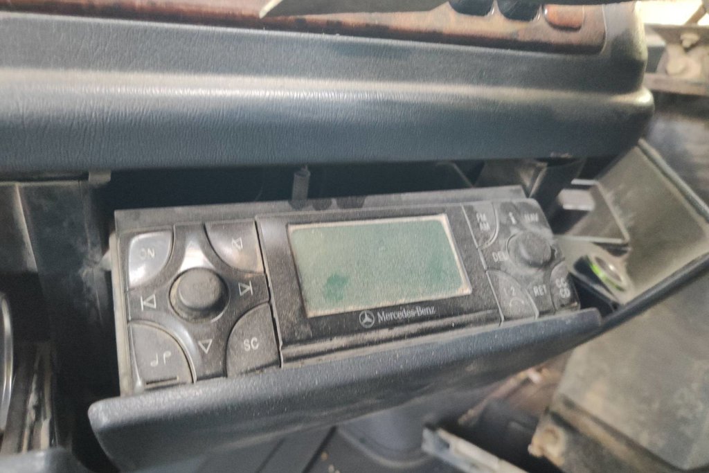 Cabin Parts Mercedes Benz
