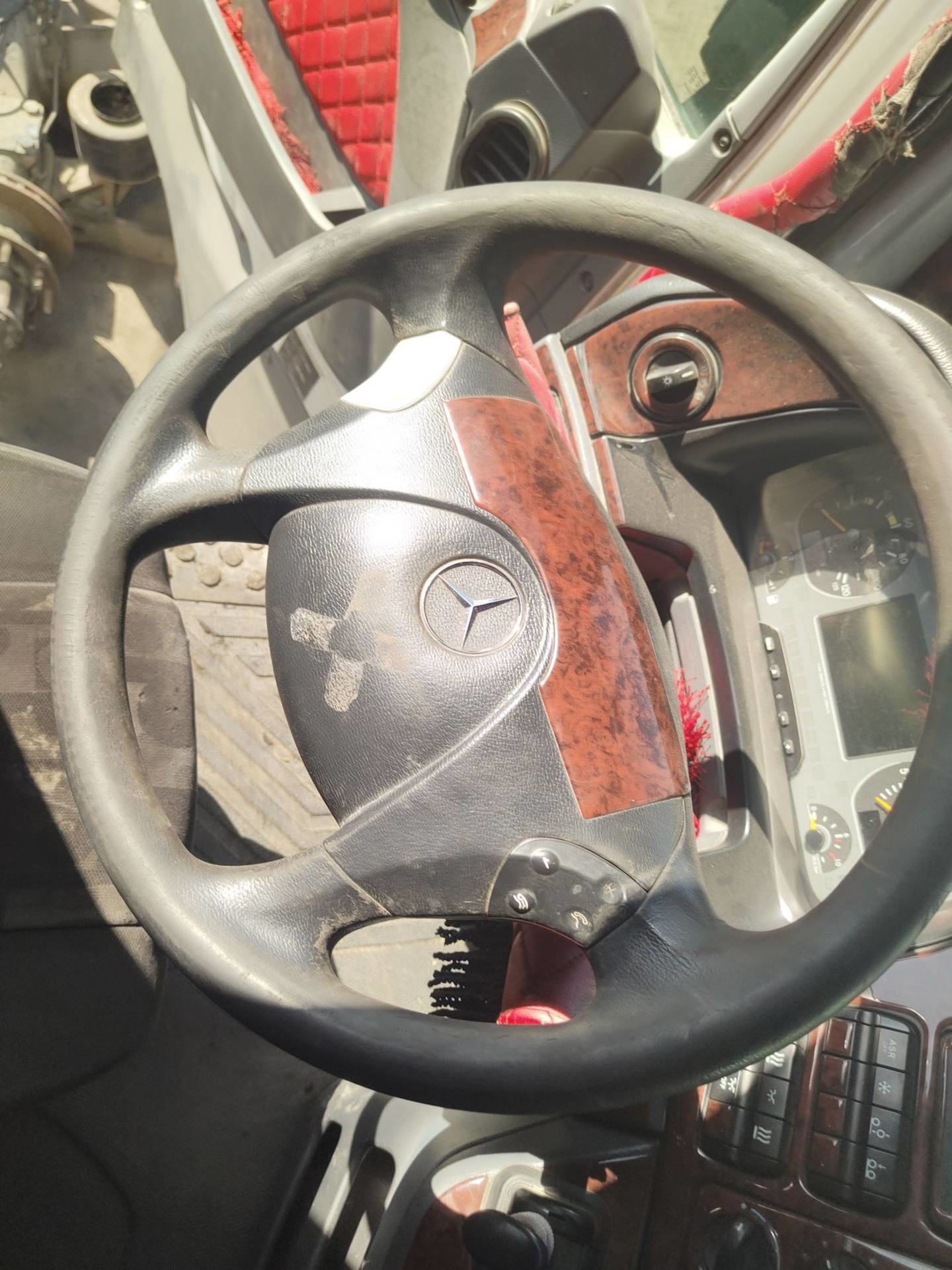 Cabin Parts Mercedes Benz