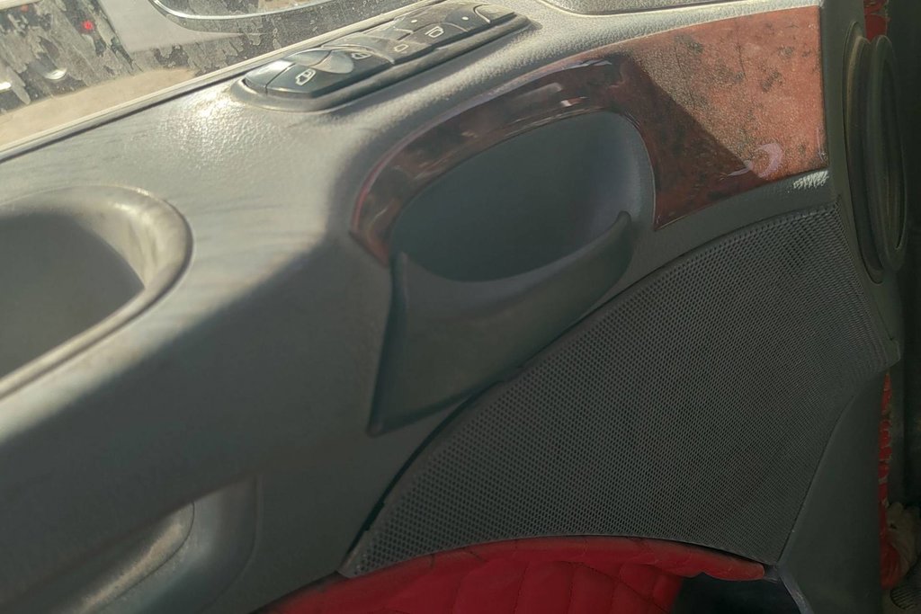 Cabin Parts Mercedes Benz