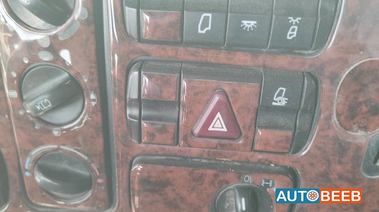Cabin Parts Mercedes Benz