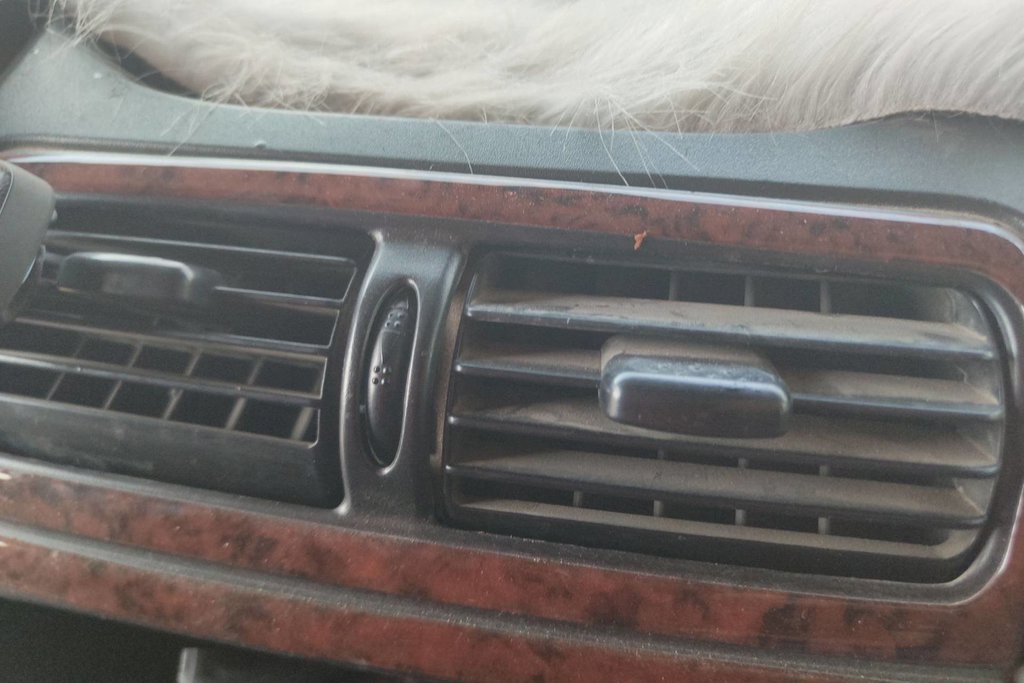 Cabin Parts Mercedes Benz