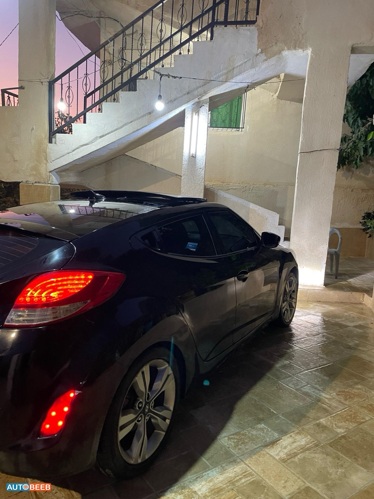 Hyundai Veloster 2012