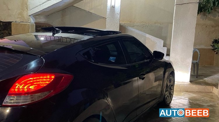 Hyundai Veloster 2012