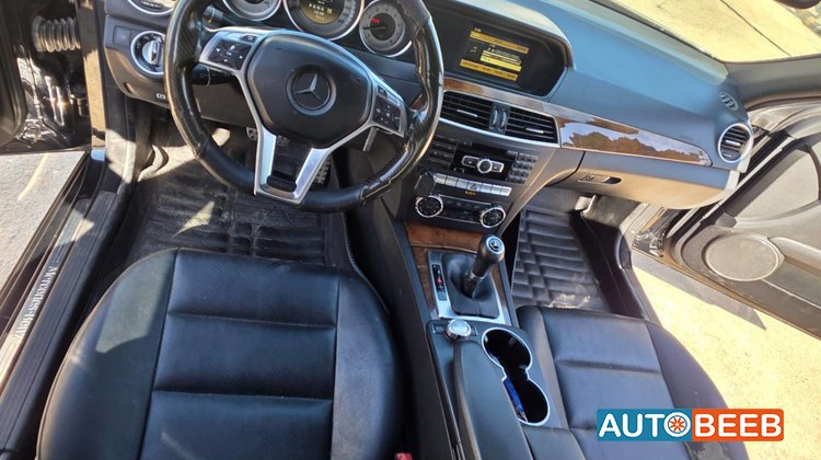 Mercedes Benz C250 2012