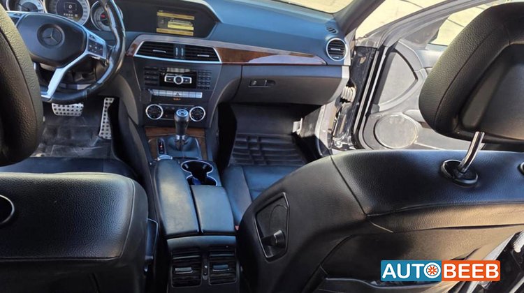 Mercedes Benz C250 2012