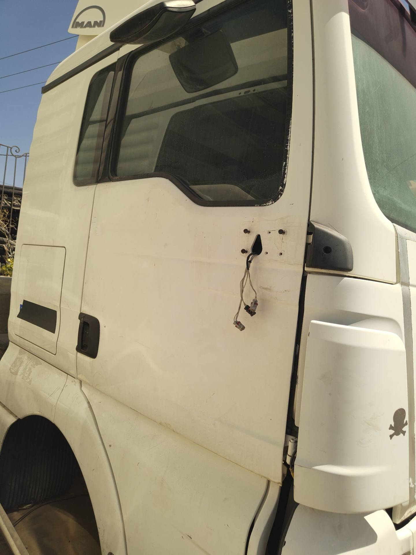 باب يمين مان TGX 2012 2013