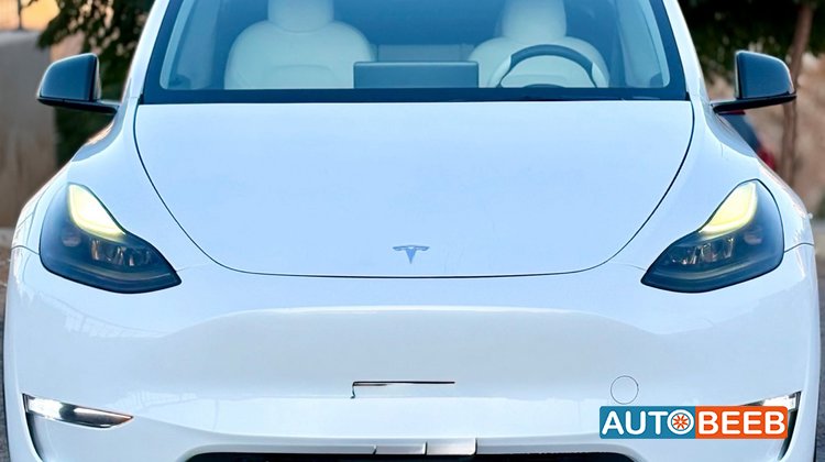 Tesla Y 2023